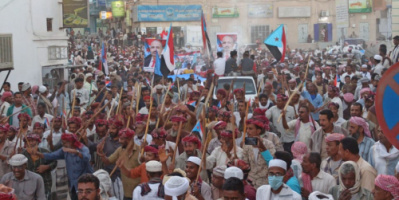 شباب حضرموت يرفع الإعلام الجنوبية في احتفالات حافة السحيل بسيئون