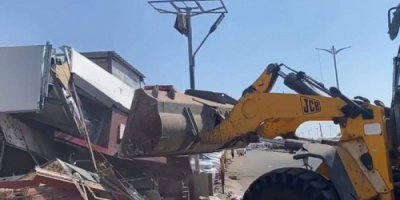 استمرار إزالة العشوائيات ومخالفات البناء في الشيخ عثمان 