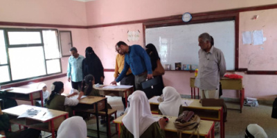 فريق التوجيه الوزاري ينفذ زيارة إشرافية لعدد من المدارس في مديرية خنفر 