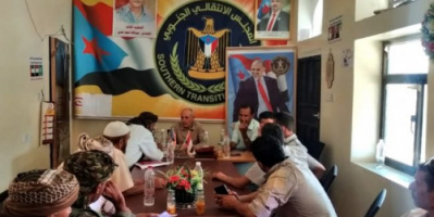 رئيس تنفيذية انتقالي الضالع يتفق مع قيادة مكتب الصناعة والتجارة بالمحافظة على حل أزمة تسعيرة الغاز