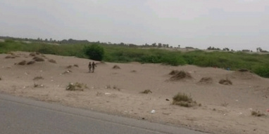 ضمن خروقاتها للهدنة..مليشيات الحوثي تقصف منازل المواطنين في منطقة الجبلية