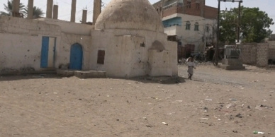 مليشيات الحوثي تجدد قصفها على أطراف مدينة التحيتا بقذائف الهاون