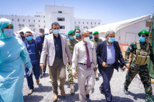 لملس يزور مستشفى الجمهورية ويدعو المنظمات الدولية تعزيز جهودها لمجابهة كورونا