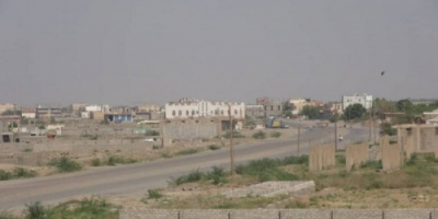 مليشيا الحوثي تجدد قصفها على الأحياء السكنية في حيس