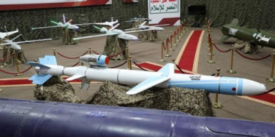 الحوثيون يعلنون استهداف مطار جيزان وقاعدة الملك خالد في السعودية  