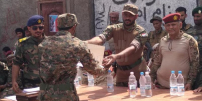 معسكر الشهيد ابو اليمامة يحتفل بتخرج دفعة جديدة بلحج