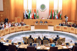 البرلمان العربي يدعو إلى تبني مبادرة السعودية في اليمن 