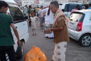  انتقالي صيرة يوزع وجبات إفطار للأكثر احتياجًا في المديرية