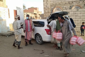 انتقالي خنفر يواصل مبادرة إفطار صائم بالمساجد الريفية