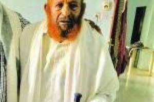 في موكب جنائزي مهيب الممدارة تشيع جثمان الشيخ ناصر عبدالله عبادي