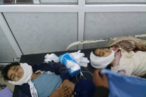 أب يرمي بنفسه وثلاثة من أولاده من علو جبل شاهق في إب