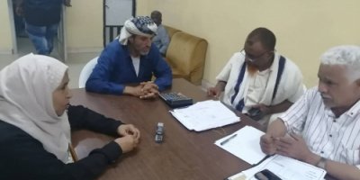 انتقالي خنفر يناقش مع مدير كهرباء أبين تحسين أوضاع الكهرباء تزامناً مع انطلاق اختبارات الثانوية العامة