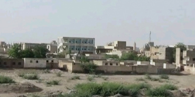 مليشيات الحوثي تشن قصفاً عنيفاً على احياء حيس