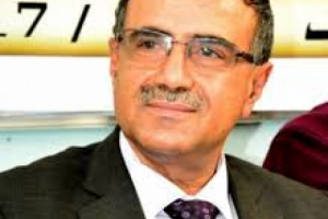 محافظ العاصمة عدن يعزي رئيس جامعة عدن بوفاة شقيقه