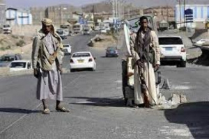 الحوثيون يرفعون شعار الجباية أو إتلاف البضاعة في إب