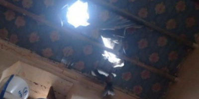 قصف حوثي يتسبب بأضرار مادية في منزل مواطن شرق حيس