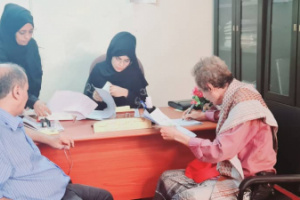 مديرة مكتب إعلام عدن تلتقي بمستشار المحافظ لشؤون المنافذ