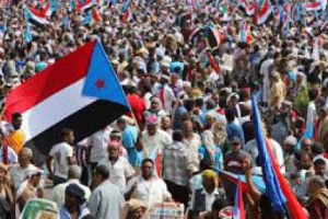 التظاهرات السلمية تفضح انتهاكات الشرعية الاخوانية وتظهر المواقف الوطنية للانتقالي