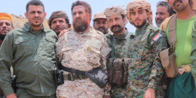 العقيد صامد سناح وعددا من القيادات الأمنية يزورون الخطوط الأمامية بجبهة يافع