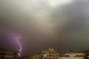 صواعق رعدية تقتل وتصيب 36 امرأة بذمار