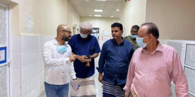 باراس يطمئن على صحة جرحى حادثة التفجير الإرهابي بدار سعد