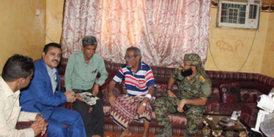 الداؤودي ومعاوية والحالمي يزورون الإعلامي ناصر محمد عبدالله