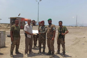 قيادة الحزام الأمني تكرم جنودها في القطاع الشرقي بعدن 