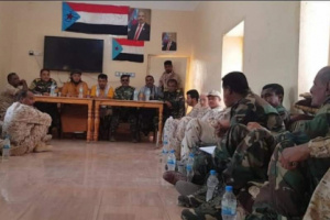 الثقلي يُشيد بإنضباط الوحدات الأمنية والعسكرية بمحافظة سقطرى 
