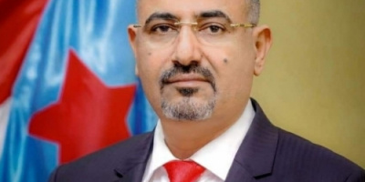 الرئيس الزُبيدي يُعزّي في وفاة المناضل عبد الله سالم بن سلمان 