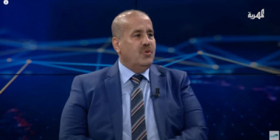 ياسر اليماني آخر من يتحدث عن الشرف والكرامة والسيادة!
