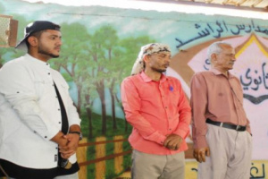 رئيس انتقالي الشيخ عثمان يتفقد سير العملية التعليمية بمدراس الراشد 