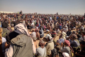 بالصور.. توافد الحشود إلى الوطأة تلبية لدعوة بن الوزير