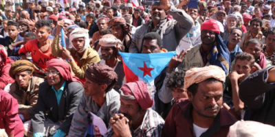 أبناء المناطق الغربية يعبرون في مهرجان حاشد بيبعث عن فخرهم واعتزازهم  وتمسكهم بقوات النخبة الحضرمية ولواء بارشيد 
