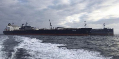 التحالف يهدد بتحرير السفينة الإماراتية من قبضة مليشيا الحوثي 