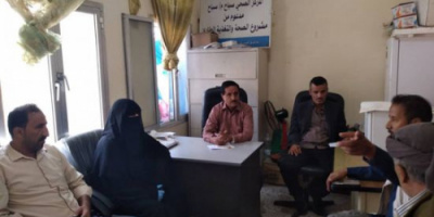انتقالي أبين يطلع على احتياجات الأمومة والطفولة بسباح 