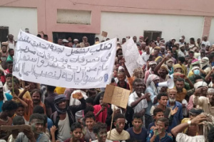 خنفر: استمرار المسيرات المطالبة باقالة مدير خنفر 