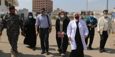 وفد رفيع المستوى من بريطانيا يزور مستشفى الصداقة بعدن 