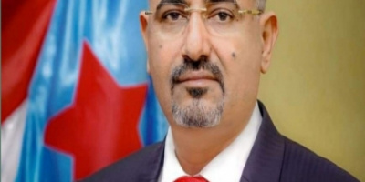الرئيس الزُبيدي يعزي بوفاة الصحفي المخضرم سند محمد بايعشوت 