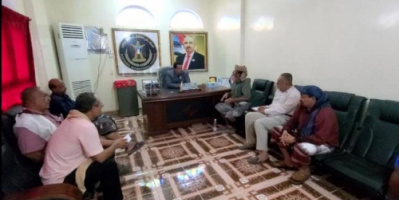 رئيس انتقالي لحج يطلع على الأوضاع الأمنية والعسكرية في طور الباحة 