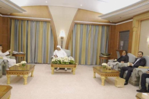 الرئيس الزُبيدي : محافظو المحافظات الغير محررة مطالبون بتحمل مسؤولياتهم للتصدي لمليشيا الحوثي 
