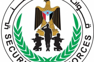 بعد ضبطهم خلية حوثية.. قيادة حزام عدن تكرم أفراد نقطة مصعبين 