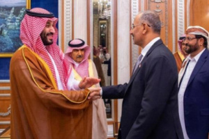 محلل سعودي يشيد بقدرة الرئيس الزُبيدي إدارته للازمات.. ماذا قال؟ 