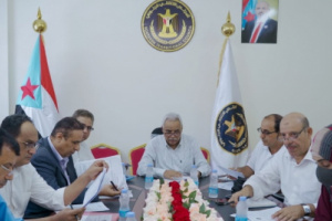 اللجنه العُليا للشؤون القانونية تقف أمام مستوى تنفيذ الشق القانوني في البيان الرئاسي