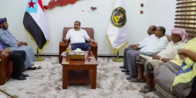 اللواء بن بريك يناقش مع رئيس انتقالي سقطرى أوضاع المحافظة