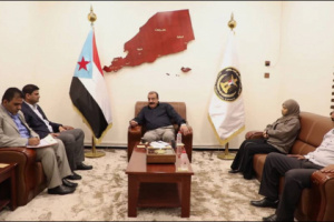 اللواء بن بريك يناقش مع شركة النفط سُبل تأمين السوق من المشتقات