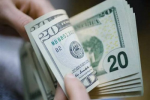 سعر الدولار اليوم الأربعاء 6 - 7 - 2022 في عدن وحضرموت