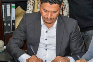 السلطة المحلية بالبريقه تهنئ قيادة محافظة عدن وأبناء المديرية بمناسبة عيد الأضحى المبارك