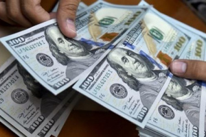 سعر الدولار اليوم الأربعاء في العاصمة عدن وحضرموت