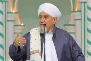 دائرة الفكر والإرشاد بالأمانة العامة للانتقالي تنعي بوفاة الداعية والمفكر الإسلامي أبي بكر العدني