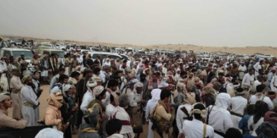 رئيس القيادة المحلية لانتقالي شبوة يشارك في تشييع جثمان الشهيد مفرج الحارثي